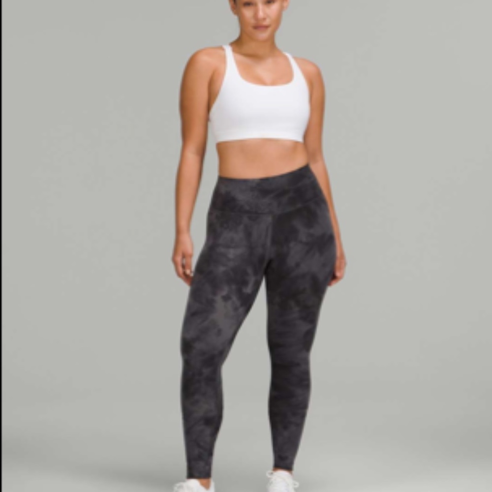 Lululemon Wundertrain 25" Length Size 6 Diamond Die